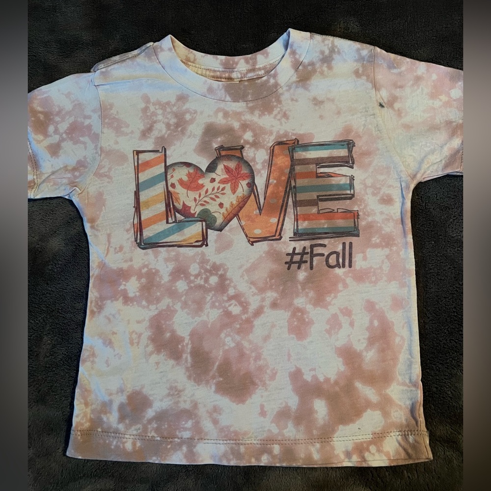 Toddler Bella Canvas splatter t-shirt. Fall. Fits size 2T/3T